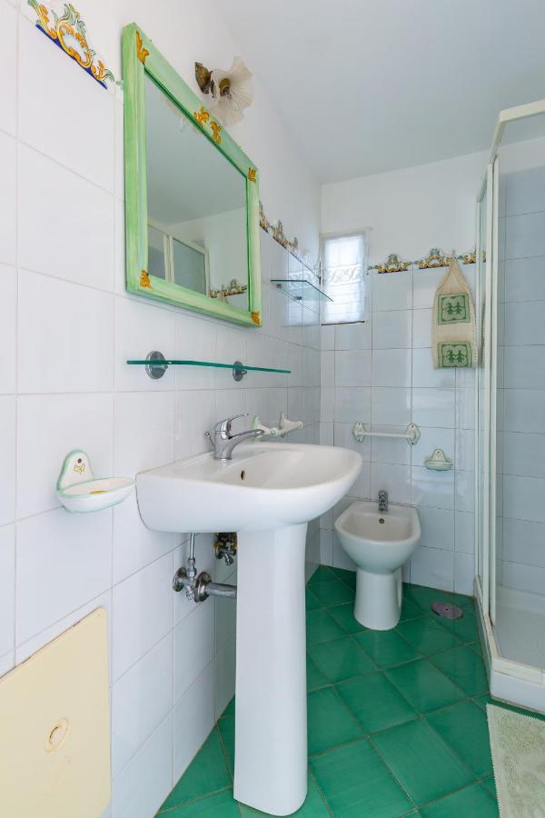 Capri Turquoise By Napoliapartments Экстерьер фото