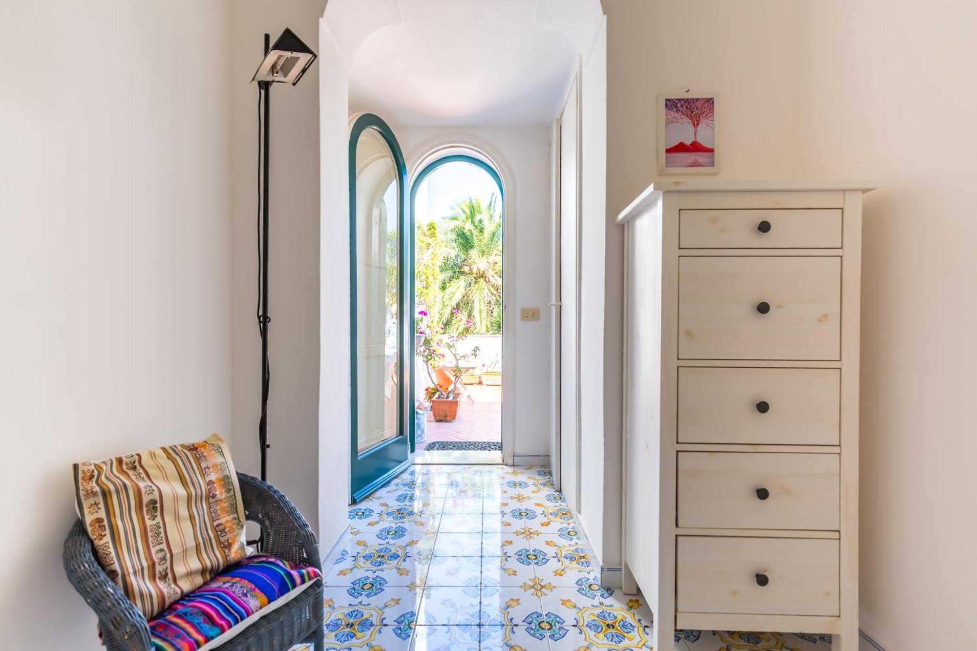 Capri Turquoise By Napoliapartments Экстерьер фото